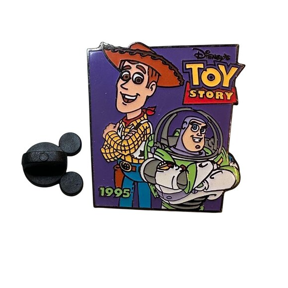 Disney Woody Buzz Trading Pin Toy Story Lightyear 1995 Pixar Lapel Pin Badge - Picture 1 of 7